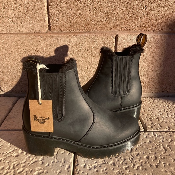 Dr. Martens Women's Rometty FL Quad Platform Chelsea Black Moldova RARE!!! - Picture 11 of 13